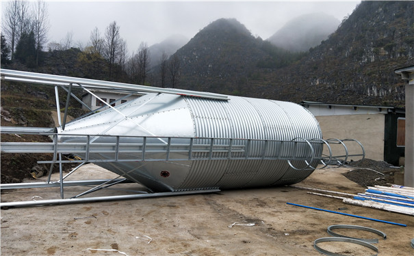 רҵ������ֳҵ������ ��ֳ��е���� ɢװ��